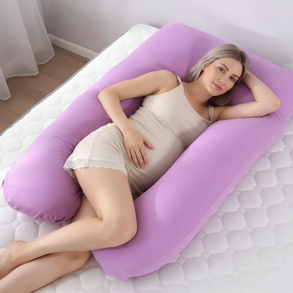 Gravidkudde i U-form som ger stöd runt hela kroppen