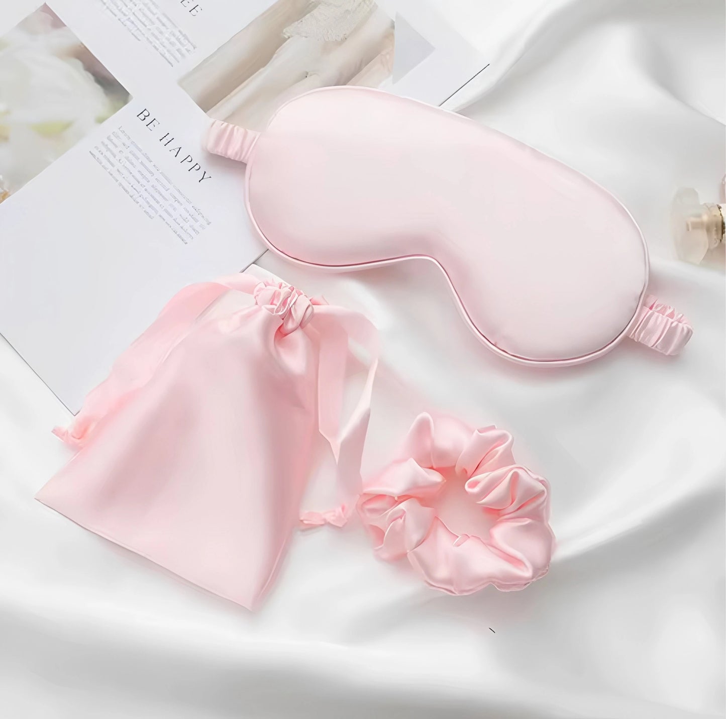 Närbild på slät och mjuk sidenyta